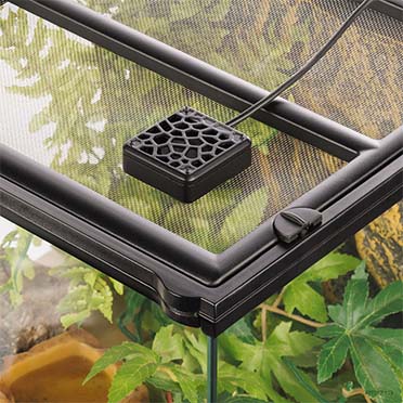 EX Silent Terrarium Mini Fan Zwart - Sceneshot