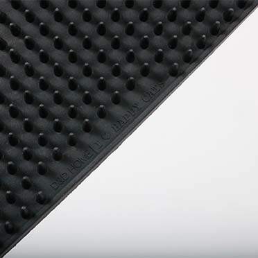 Lex - licking mat studs black - Detail 1