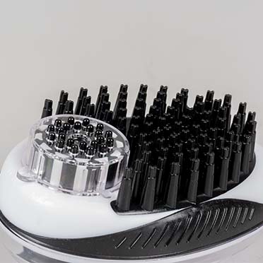 Shampoo- en massageborstel zwart - Detail 1