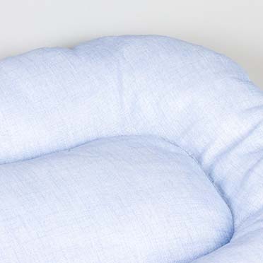 Oval cushion sewn mellow blue - Detail 1