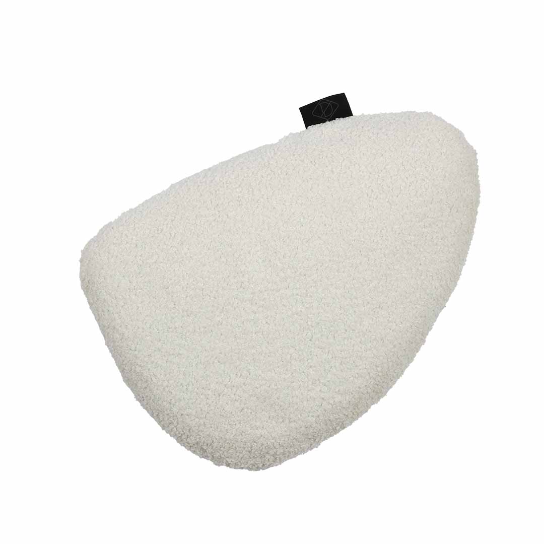 Pebble - dog head pillow white - Product shot