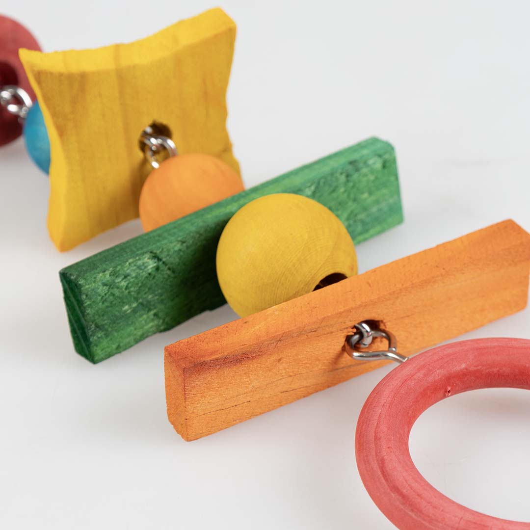 Acróbata Con Coloridas Piezas De Madera - Detail 1