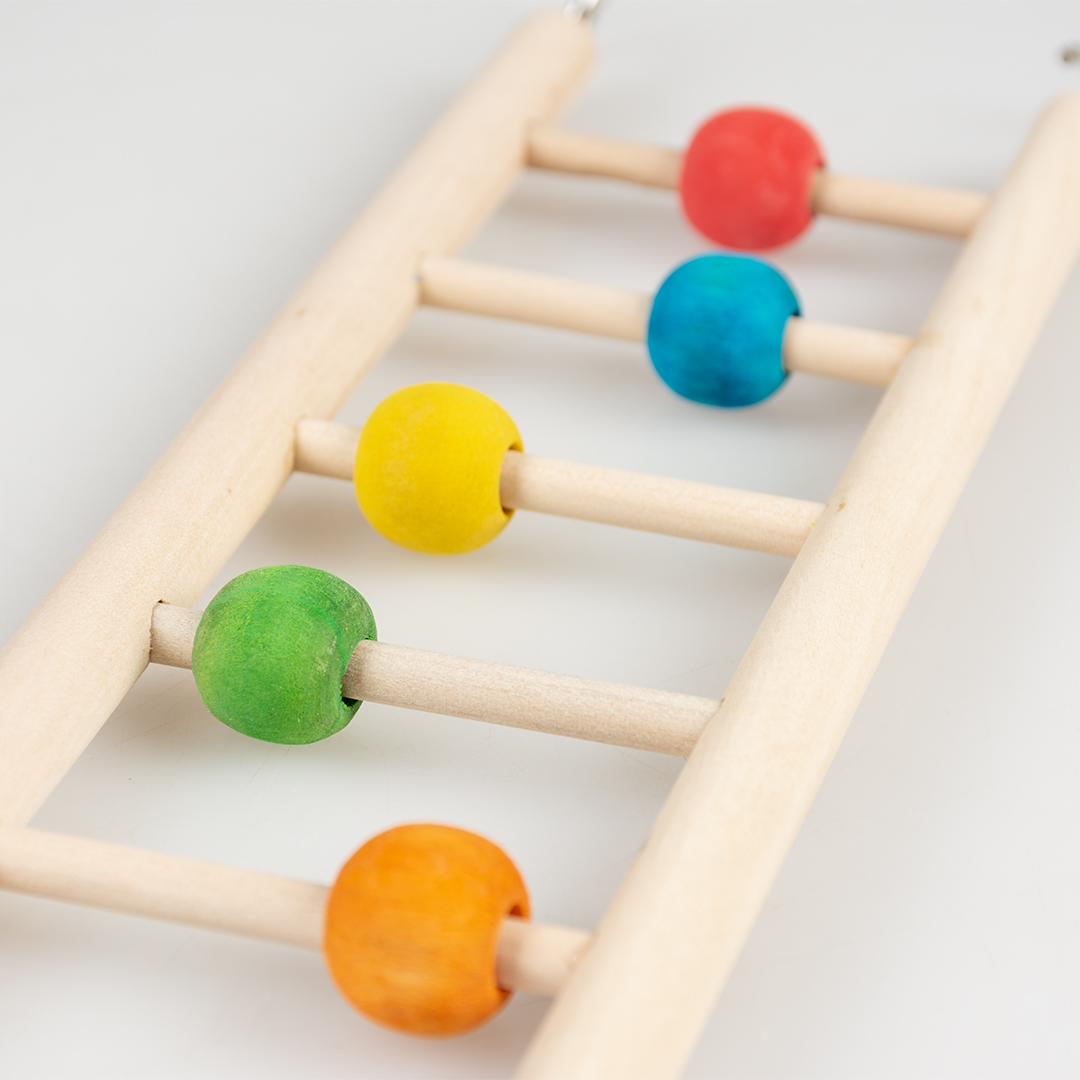 échelle en bois colorée et perles multicolore - Detail 1