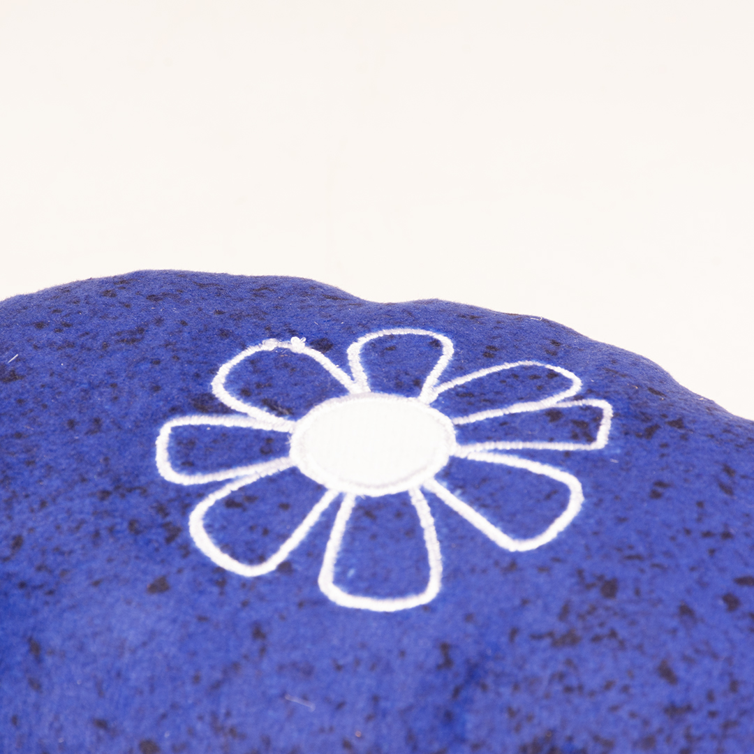 Eco blossom trappelkussen & catnip blauw - Detail 1