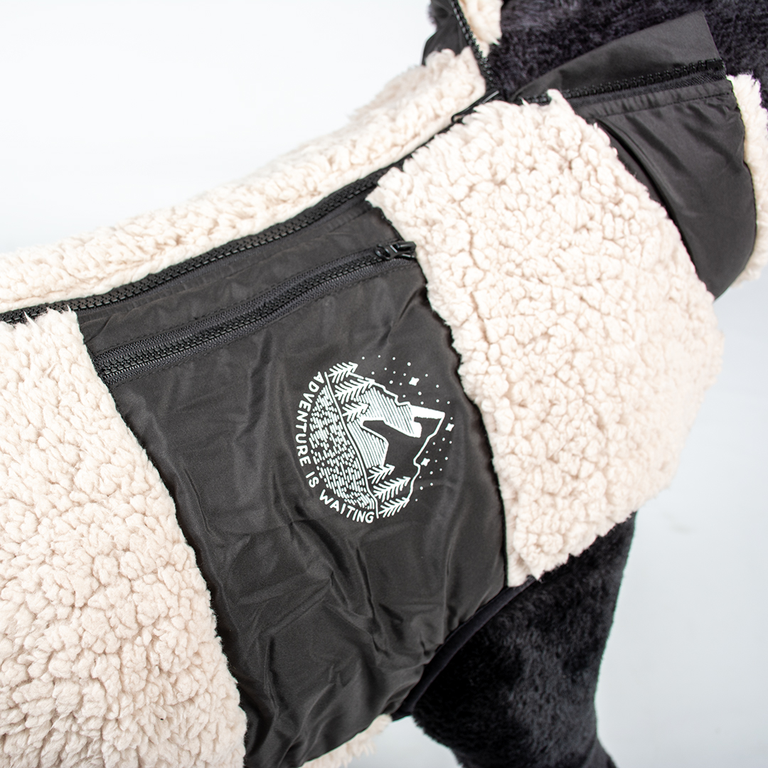 Dog jacket sheep skin black/white - Detail 2