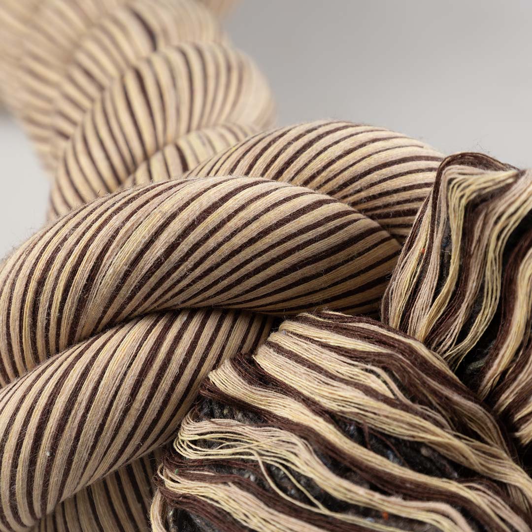 Flossy touw met 2 knopen Bruin - Detail 1
